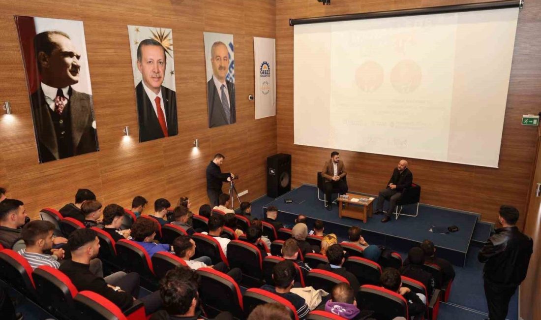Gebze Belediye Başkanı Zinnur Büyükgöz, Beylikbağı Bilim Sanat Merkezi’nde gençlerle