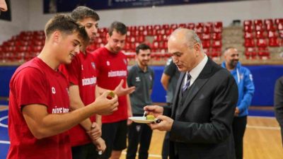 Düzce Belediye Başkanı Dr. Faruk Özlü, Düzce Belediyesi Spor Akademisi