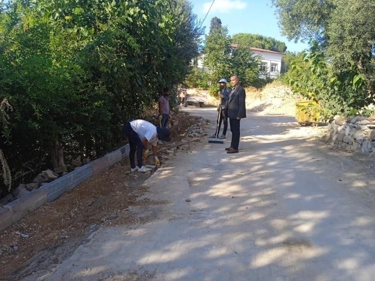 Bayırköy’de elektrik hatları yer altına alınıyor Bilecik’in Bayırköy Belediyesinde okul çevresinde tehlike oluşturan ve görüntü kirliliğine