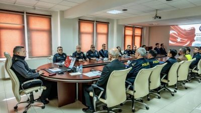 Bilecik İl Emniyet Müdürü Gökalp Şener başkanlığında, müdür yardımcıları ve