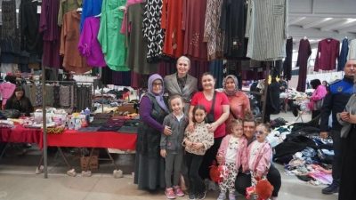 Bilecik Belediye Başkanı Melek Mızrak Subaşı, Kapalı Pazar’daki esnaf ve