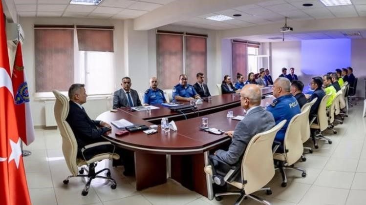 Bilecik’in asayişi masaya yatırıldı Bilecik İl Emniyet Müdürü Gökalp Şener başkanlığında, İl Emniyet Müdür