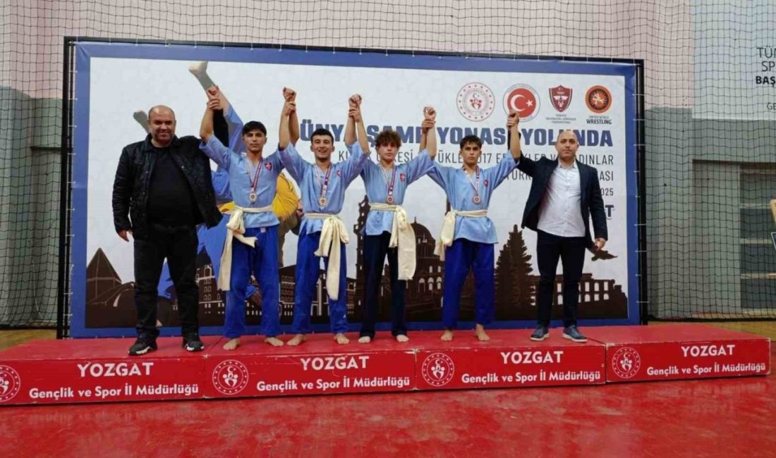 Bilecikli güreşçi Mikail Zaloğlu’ndan Türkiye şampiyonluğu Bilecik Gençlik Spor Kulübü sporcusu Mikail Zaloğlu, Yozgat’ta düzenlenen Kuşak