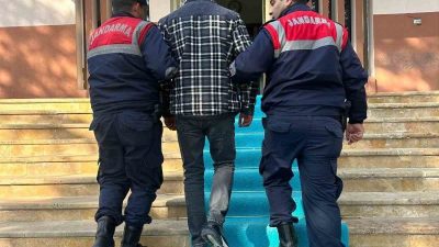 Bilecik’te 3 farklı suçtan aranan şahıs jandarma ekipleri tarafından yakalandı.