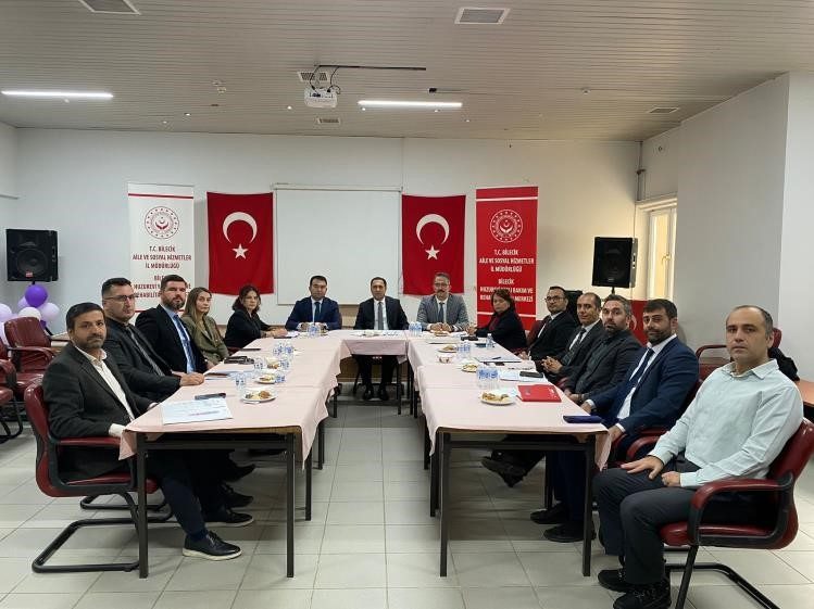 Bilecik’te sosyal hizmetlerde yeni dönem planlaması Bilecik Aile ve Sosyal Hizmetler İl Müdürlüğü’nde, hizmetlerin kalitesini artırmaya