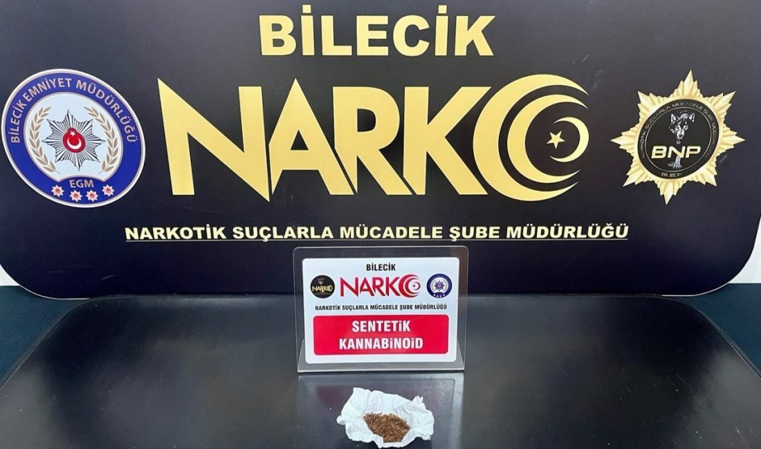 Bilecik’te uyuşturucu operasyonu: 1 kişi gözaltında Bilecik’te Narkotik Suçlarla Mücadele Şube Müdürlüğü ekiplerince düzenlenen operasyonda 1