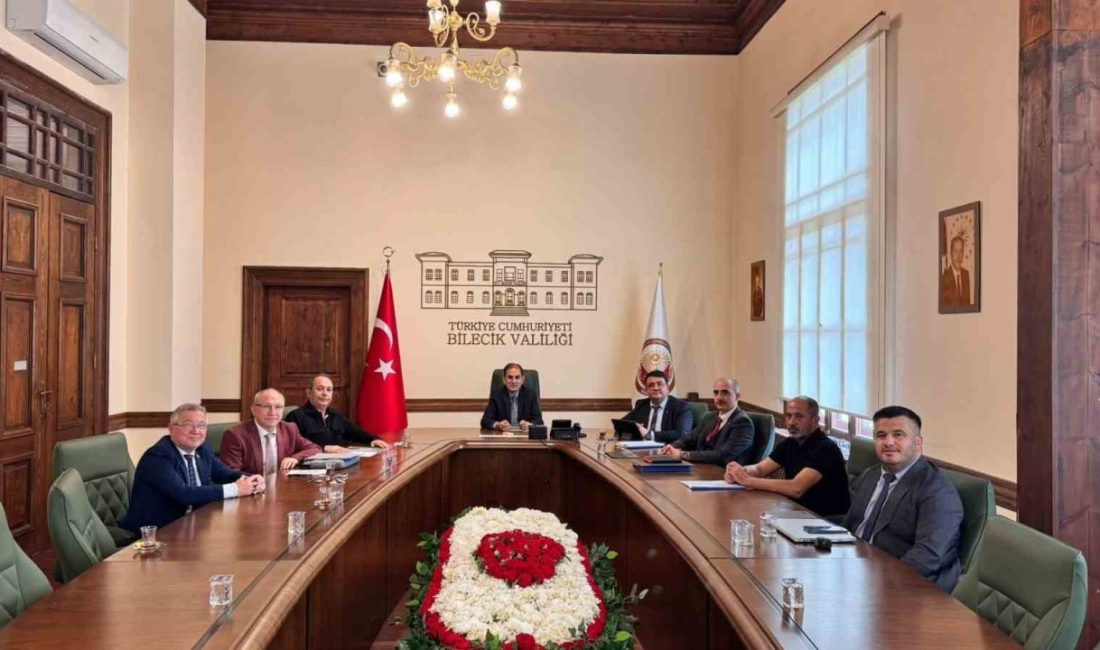 Bilecik’te vakıf adına yapılacak olan sosyal tesis için görüşmeler başladı Bilecik’te Recep Dindar Sosyal Dayanışma, Eğitim ve Kültür Vakfı tarafından