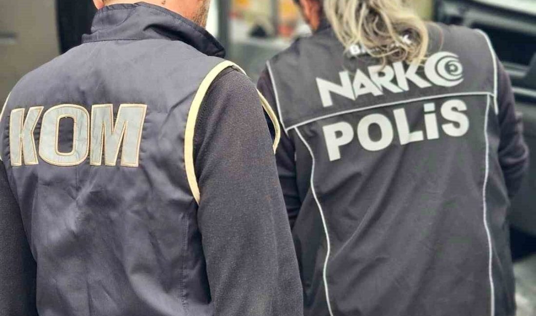 Bilecik İl Emniyet Müdürlüğü ekipleri, şehirlerarası yollarda yaptıkları denetimlerde bir