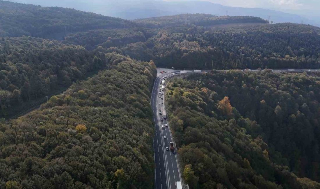 Bolu Dağı Tüneli’nde yapılan çalışmalar kara yolundaki trafiği artırdı TEM Otoyolu’nun Bolu Dağı Tüneli geçişinde, 31 Ekim’e kadar hafta