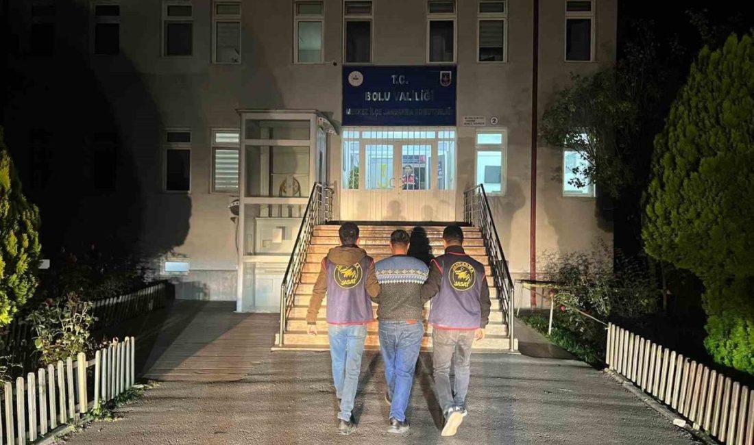 Bolu’da 13 yıl kesinleşmiş hapis cezası bulunan aranan şahıs yakalandı Bolu’da hakkında kesinleşmiş 13 yıl hapis cezası bulunan şahıs yakalanarak