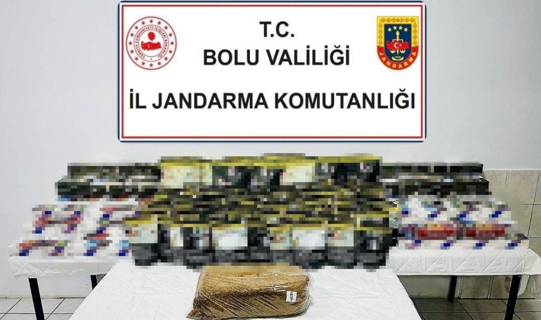Bolu’da 35 bin kaçak makaron ele geçirildi Bolu’da jandarma ekiplerinin bir araçta yaptığı aramada 35 bin içi