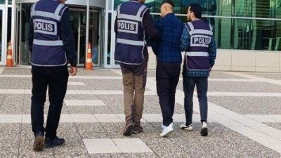 Bolu’da polis ekiplerince yürütülen operasyonlarda, haklarında kesinleşmiş hapis cezası bulunan