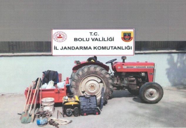 Bolu’da ormanlık alanda izinsiz kazı yapan 6 kişi, jandarma ekipleri