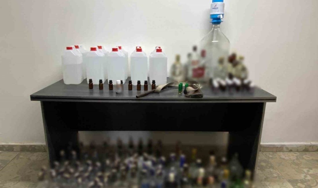 Bolu’da kaçak içki operasyonu: 1 gözaltı Bolu’da jandarma ekipleri tarafından düzenlenen operasyonda kaçak içki üretiminde kullanılan