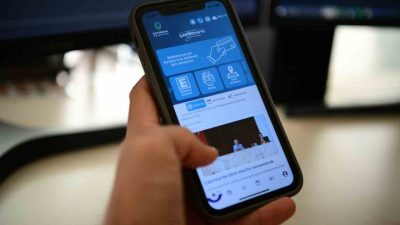 Çayırova Belediyesi, dijital belediyecilikte yeni bir adım atarak mobil uygulamasını
