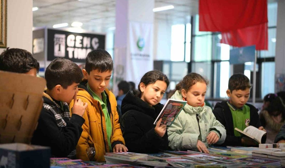 Çayırova’yı kitap kokusu saracak Çayırova’da gelenek haline gelen ve açıldığı günden bu yana on