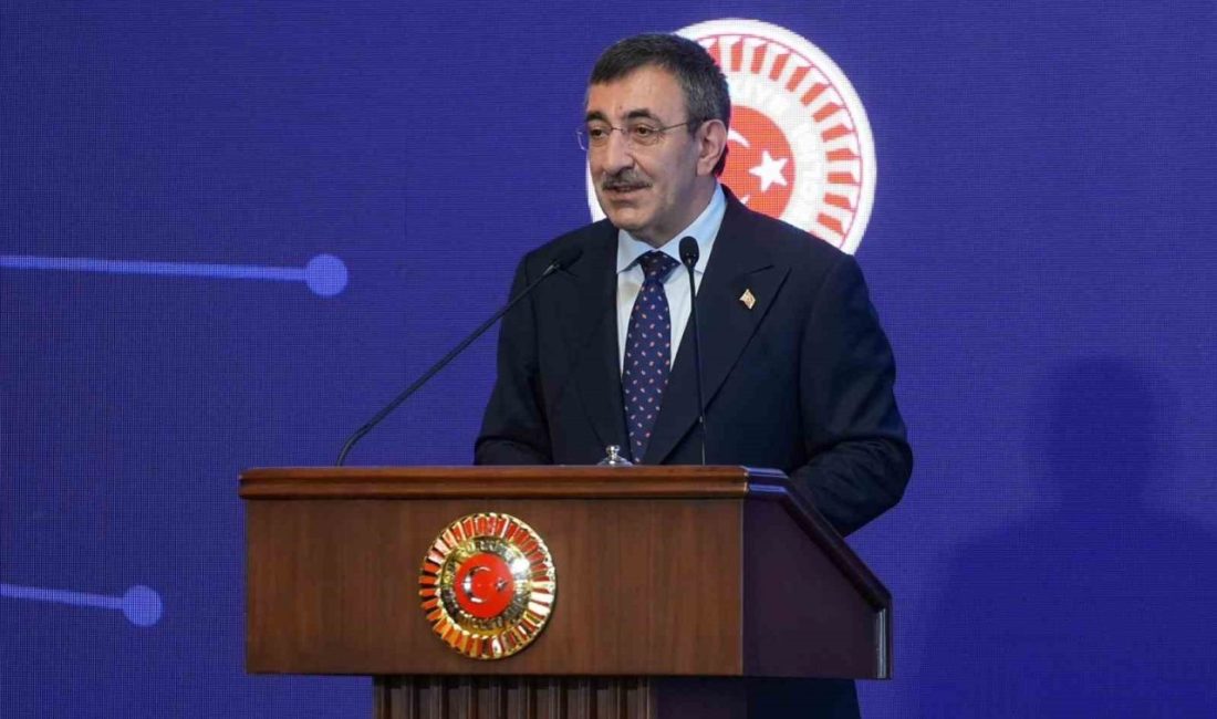 Cumhurbaşkanı Yardımcısı Cevdet Yılmaz Düzce’ye geliyor Cumhurbaşkanı Yardımcısı Cevdet Yılmaz, Düzce Belediye Başkanı Dr. Faruk Özlü