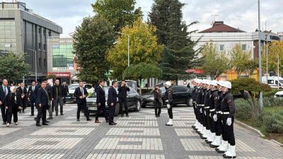 DÜZCE(İHA) – Cumhurbaşkanı Yardımcısı Cevdet Yılmaz, bir takım ziyaretlerde bulunmak