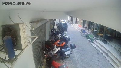 Marmara Denizi’nde öğle saatlerinde yaşanan deprem Yalova’da da hissedildi. Apartmanlardaki