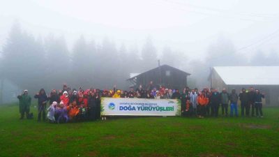 Sakarya Büyükşehir Belediyesi doğa yürüyüşleri programı çerçevesinde Hendek Dikmen parkurunda