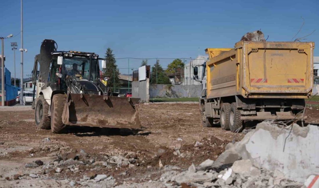 Düzce yeni bir büyük parka daha kavuşuyor Düzce Belediyesi, Kültür Mahallesi’ndeki eski stadyum alanında Millet Bahçesi-2 projesine