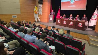 DÜZCE(İHA) – Düzce Eczacı Odası seçimli mali kongresi yapıldı. Oylamanın