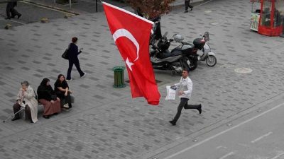 Düzce’de belediyenin gerçekleştirdiği sosyal deney, vatandaşların bir kez daha milli