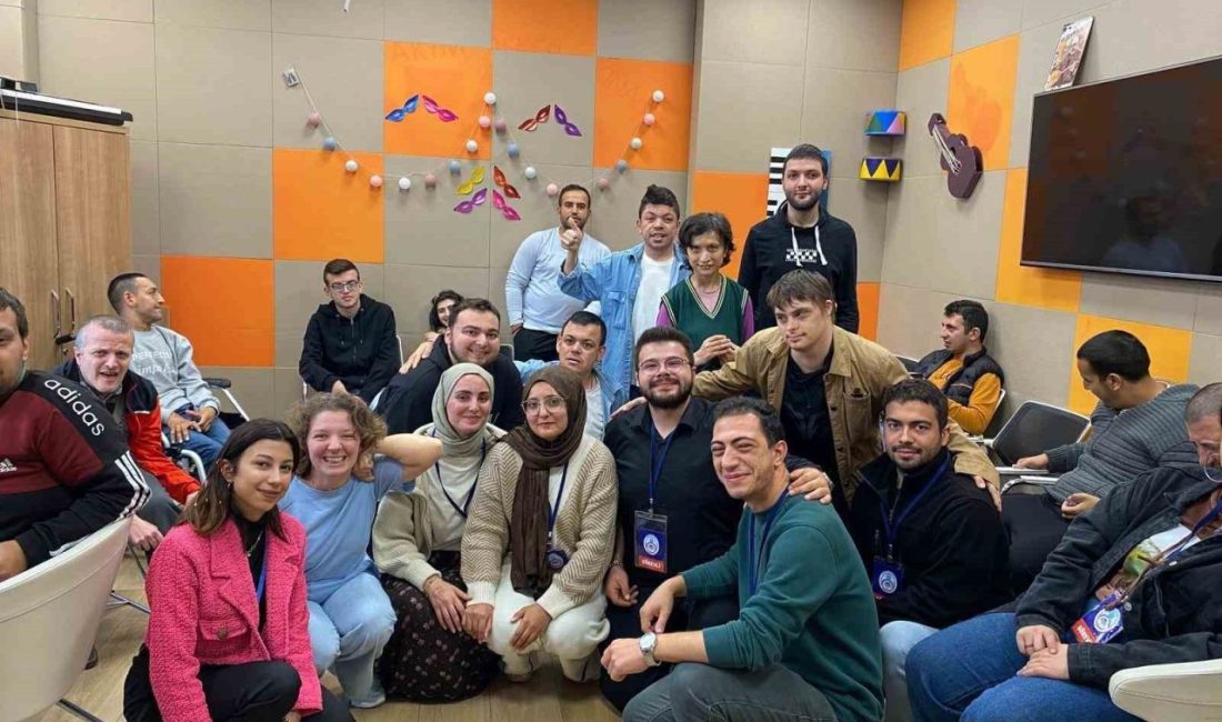 Engelleri değil, kalpleri birleştiren proje Sakarya Üniversitesi, öğrenciler ile engelli bireyleri bir araya getirerek sosyal
