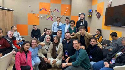 Sakarya Üniversitesi, öğrenciler ile engelli bireyleri bir araya getirerek sosyal