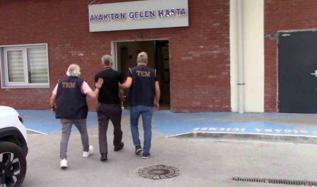 Sakarya’da FETÖ/PDY üyeliğinden aranan şahıs polis ekiplerince yakalanarak tutuklandı. İl