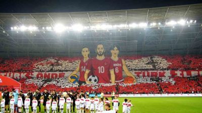 Filistinli çocuklar, Gürcistan maçında A Milli Futbol Takımı oyuncularıyla birlikte