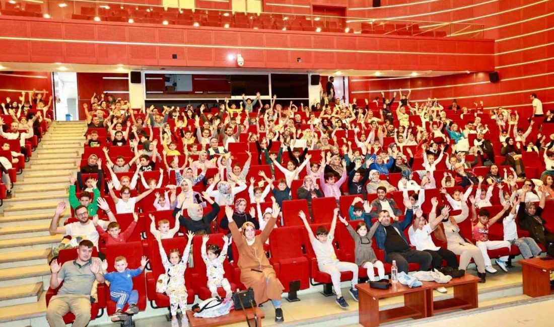 Gebze’de çocuklar için “Aslan Hürkuş” filmi gösterildi Gebze Belediyesi, kültür sanat etkinlikleri kapsamında “Aslan Hürkuş 4: Hürjet