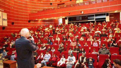 Gebze Belediye Başkanı Zinnur Büyükgöz, belediyenin kültür sanat etkinlikleri kapsamında