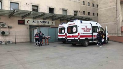 Sakarya’nın Akyazı ilçesinde 3. kattaki evinin camından düşen 26 yaşındaki