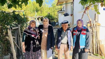 Gölpazarı Kaymakamı Feyza Nur Kılıç, ilçedeki yaşlı vatandaşlarla anlamlı bir