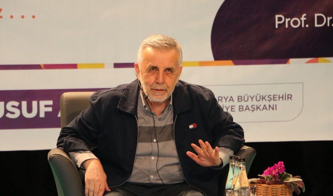 Güçlü Aile Akademisi’nin ilk konuğu Prof. Dr. Erol Göka oldu Sakarya Büyükşehir Belediyesi tarafından “2025 Aile Yılı” çerçevesinde toplumun temel