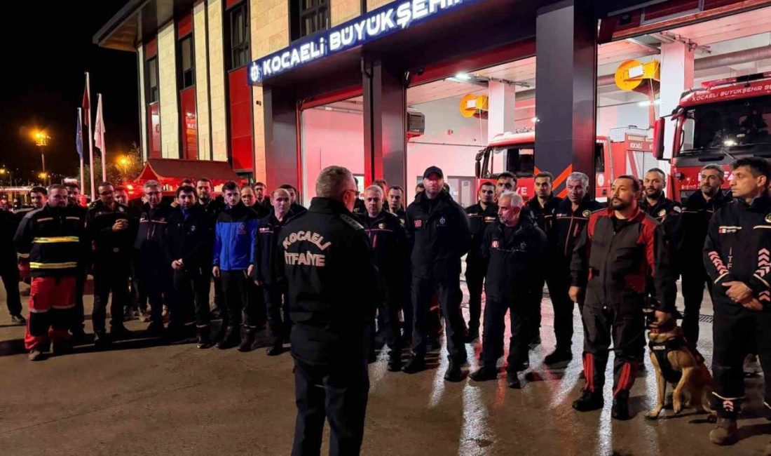 Hareket halinde üretim yapan tır, Balıkesir’e ulaştı: Günde 30 bin çorba Günde 30 bin çorba, 10 bin üç çeşit yemek ve