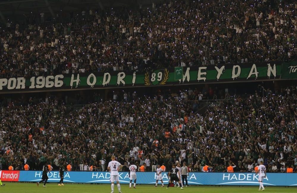 Hodri Meydan, hakem Zorbay Küçük hakkında suç duyurusunda bulunacak Hodri Meydan Taraftarlar Derneği, bahis oynadığı gerekçesiyle PFDK’ya sevk edilen