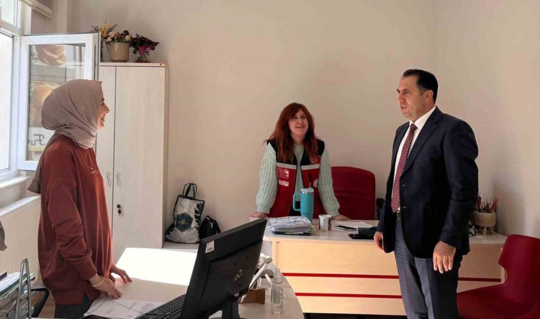 İl Müdürü Türkoğlu, Bozüyük’te sosyal hizmet çalışmalarını inceledi Bilecik Aile ve Sosyal Hizmetler İl Müdürü İlkay Türkoğlu, Bozüyük