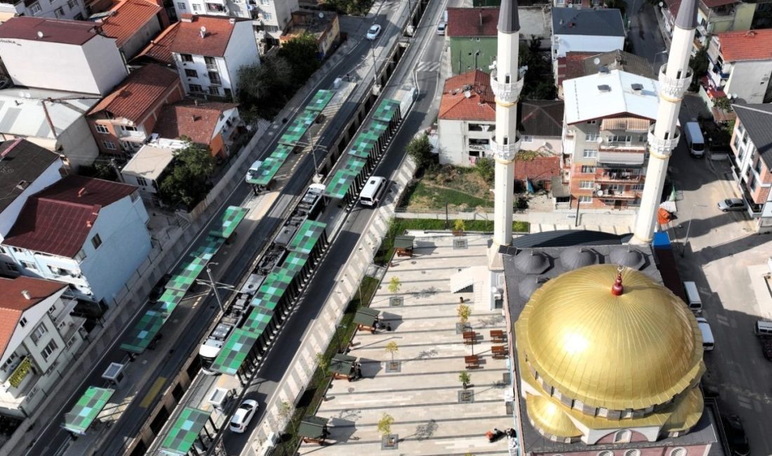 İzmit Başaran Camii meydanı baştan sona yenilenerek modern, estetik ve