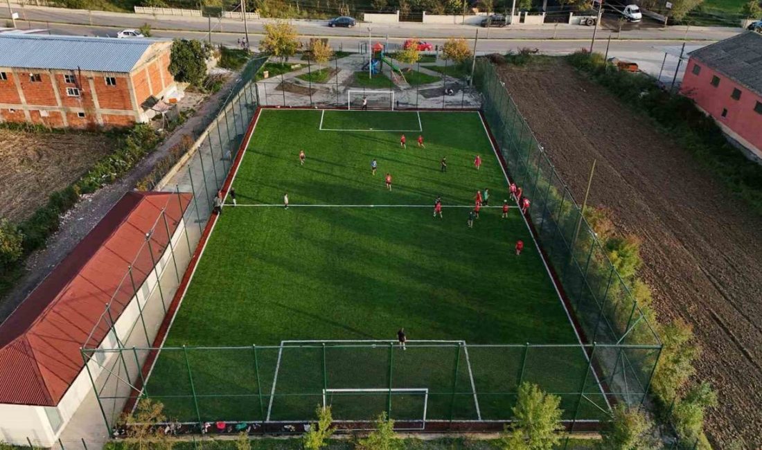 Karasu Limandere yeni spor tesisine kavuştu Sakarya Büyükşehir Belediyesi, şehrin spor altyapısını güçlendirmek için tesisleşme hamlesine