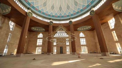 Kocaeli Büyükşehir Belediye Başkanı Tahir Büyükakın, yapımı devam eden ve