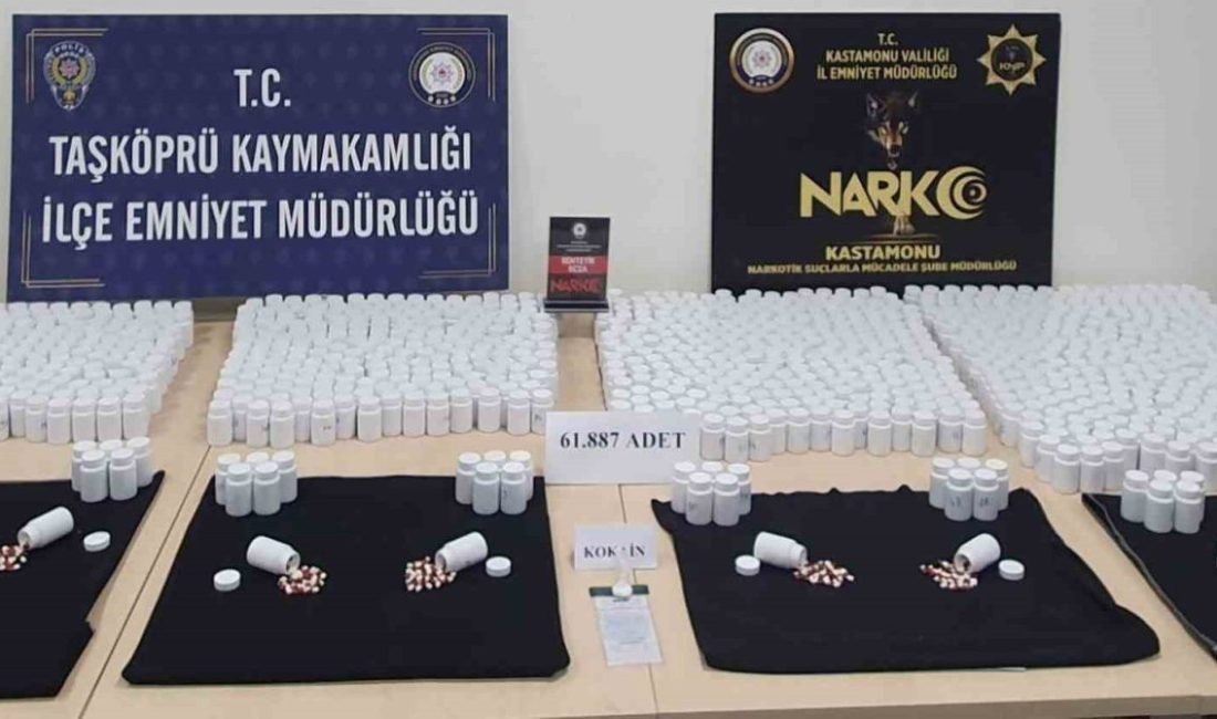 Kastamonu’nun Taşköprü ilçesinde gerçekleştirilen operasyonda 3 gram kokain ve 61