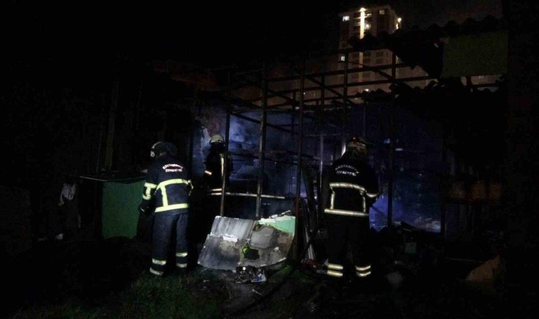 Kastamonu’da iş yerinde çıkan yangın büyümeden söndürüldü Kastamonu’da il merkezinde bir iş yerinde çıkan yangında, itfaiye ekiplerinin