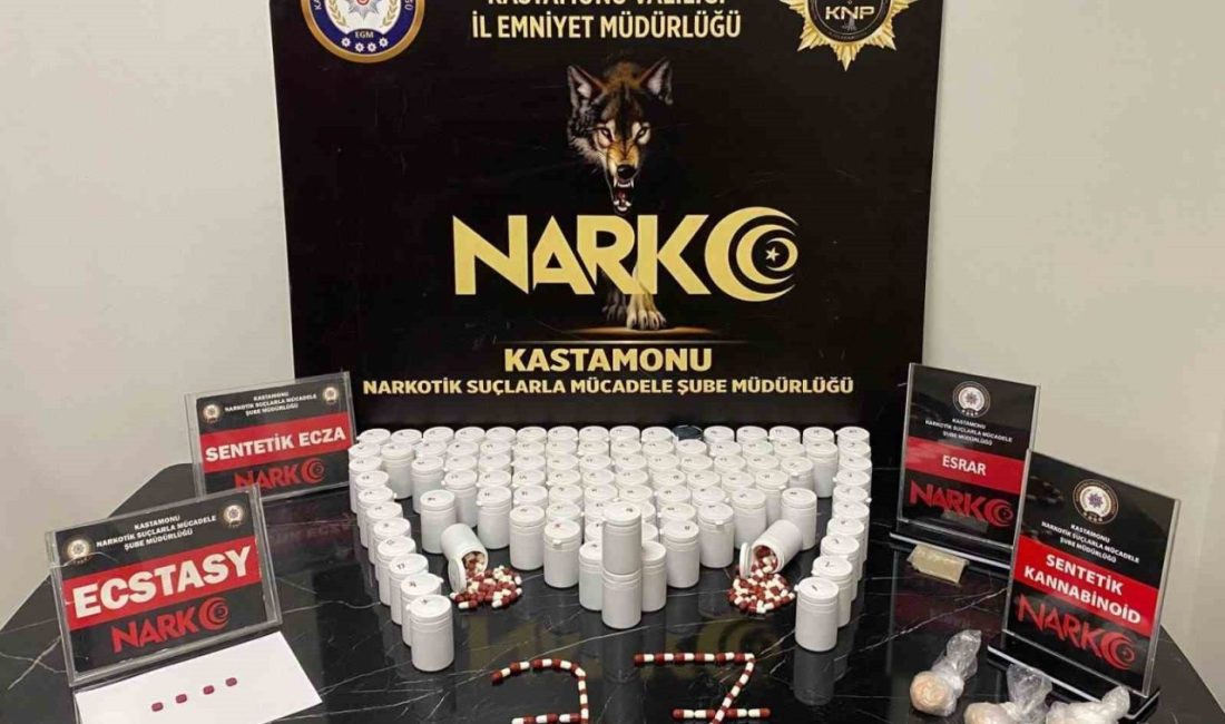 Kastamonu’da gerçekleştirilen operasyonda çeşitli uyuşturucu maddelerle yakalanan 2 şüpheli, adli