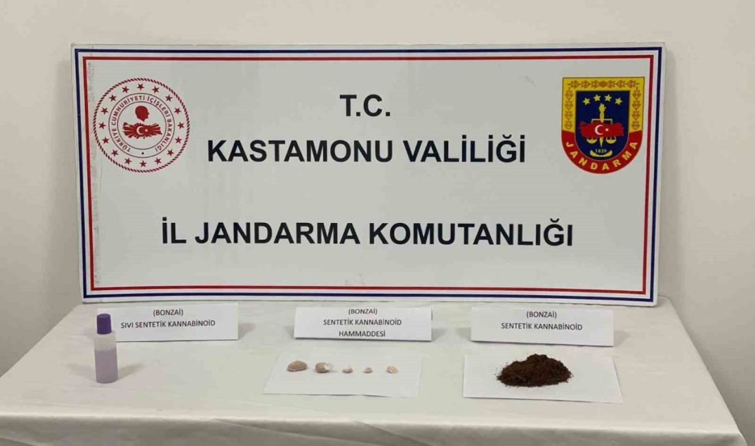 Kastamonu’da uyuşturucu operasyonu: 2 tutuklama Kastamonu’da jandarma ekiplerince gerçekleştirilen uyuşturucu operasyonunda gözaltına alınan 2 şüpheli