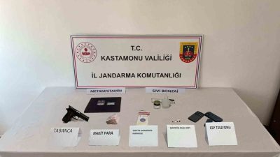 Kastamonu’da jandarma ekiplerinin çalışması neticesinde uyuşturucuyla yakalanan 9 kişi gözaltına