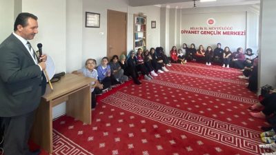 Bilecik’te gençler, biriktirdikleri harçlıklarını susuzluk çekenler için bağışlayarak anlamlı bir