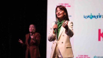 Kocaeli’de “Kızlar Güçlenirse Dünya Güçlenir” temasıyla düzenlenen Dünya Kız Çocukları