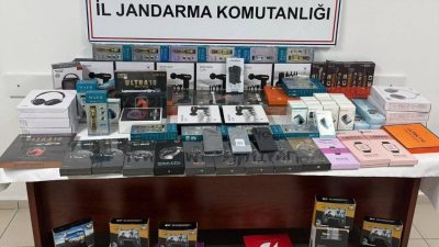 Kocaeli’de bir iş yeri ve araçta yapılan aramada toplam piyasa